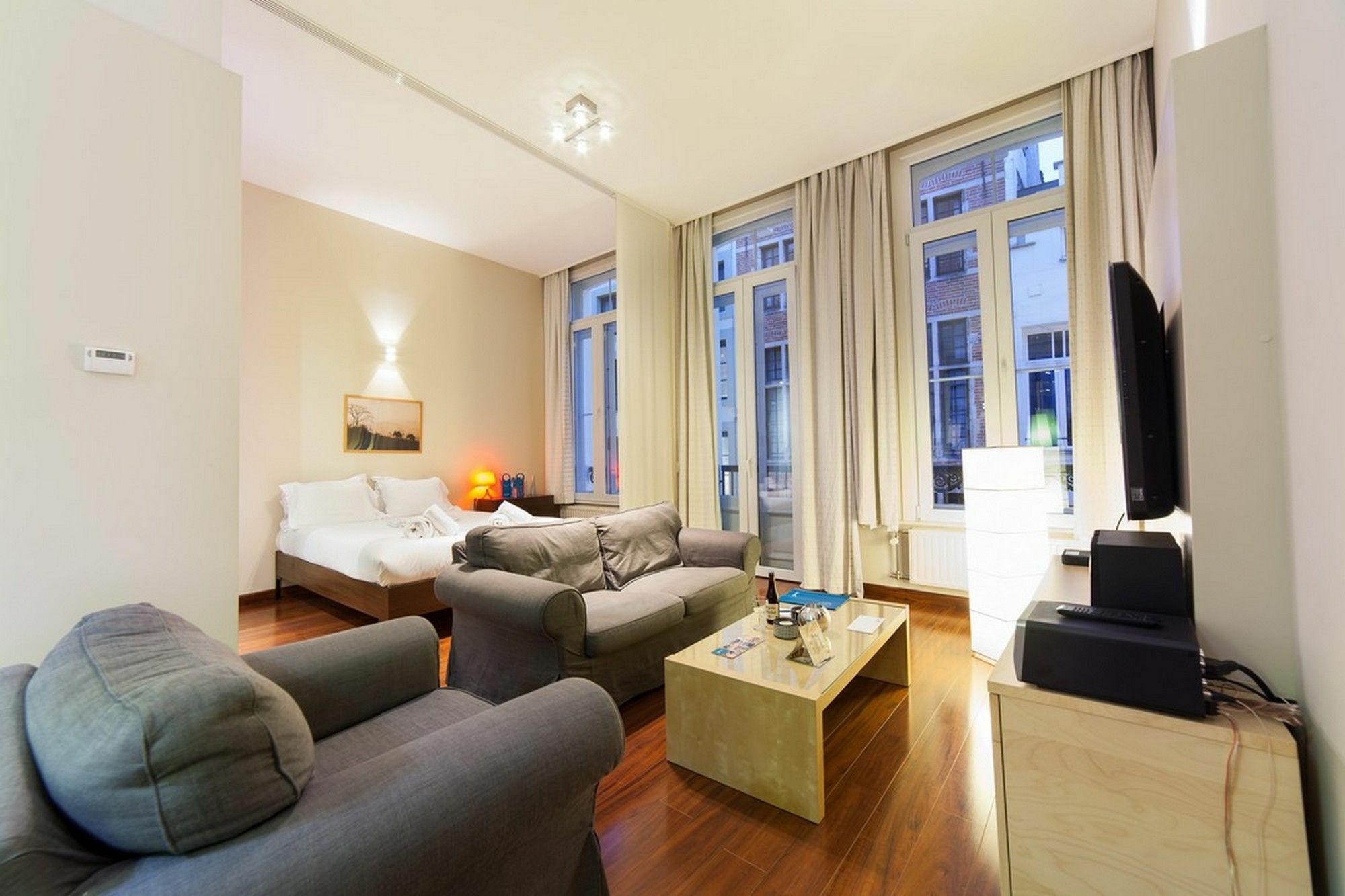 Sweet Inn Apartments - Grand Place Brüsszel Kültér fotó